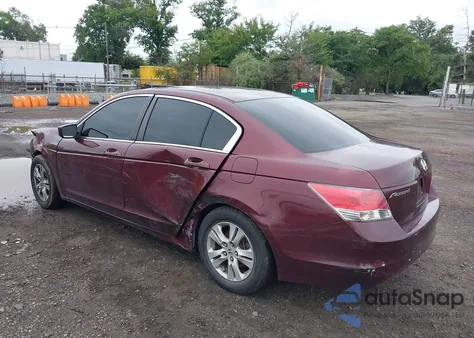2010 Honda Accord 2.4 Lx-P из США, поврежденный, VIN 1HGCP2F47AA019947